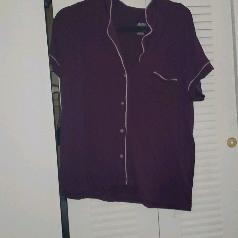 plum pajama top xl